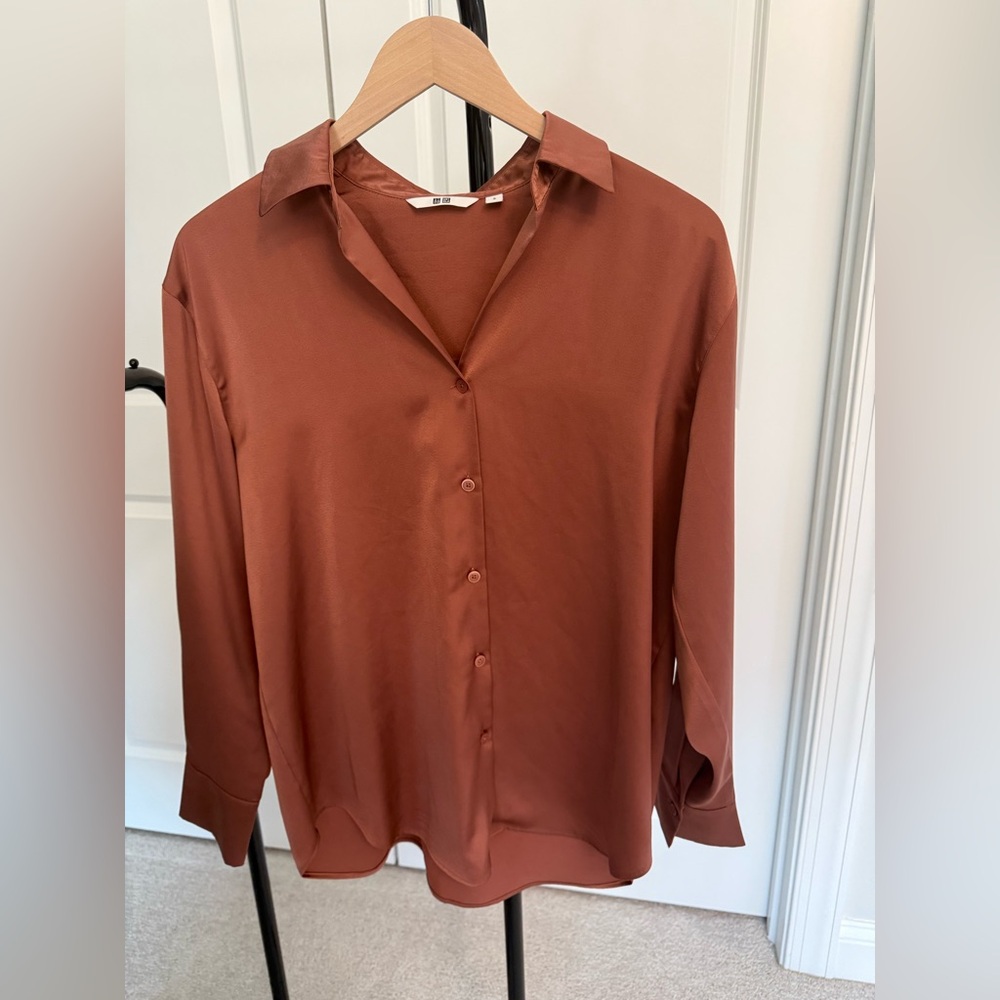 Uniqlo Rust-Tone Satin Button Down Shirt